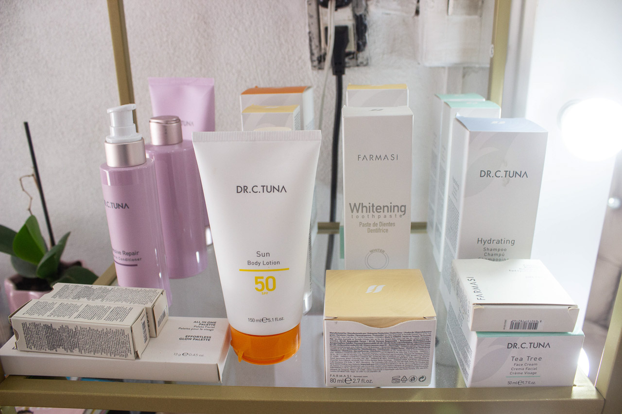 Productos de cuidado facial y corporal Farmasi y Dr. C. Tuna a la venta